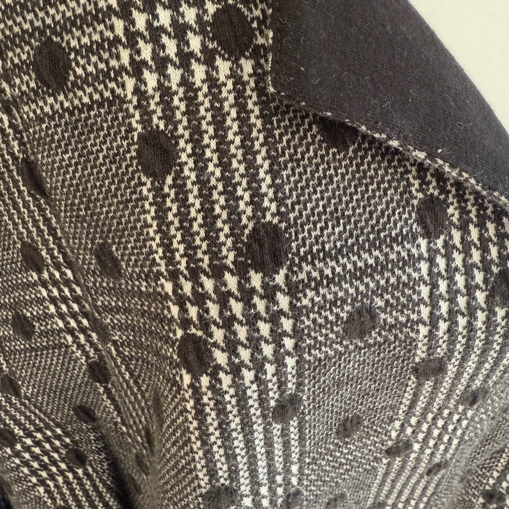 Talbots Black and White Graphic Button Down Blouse
